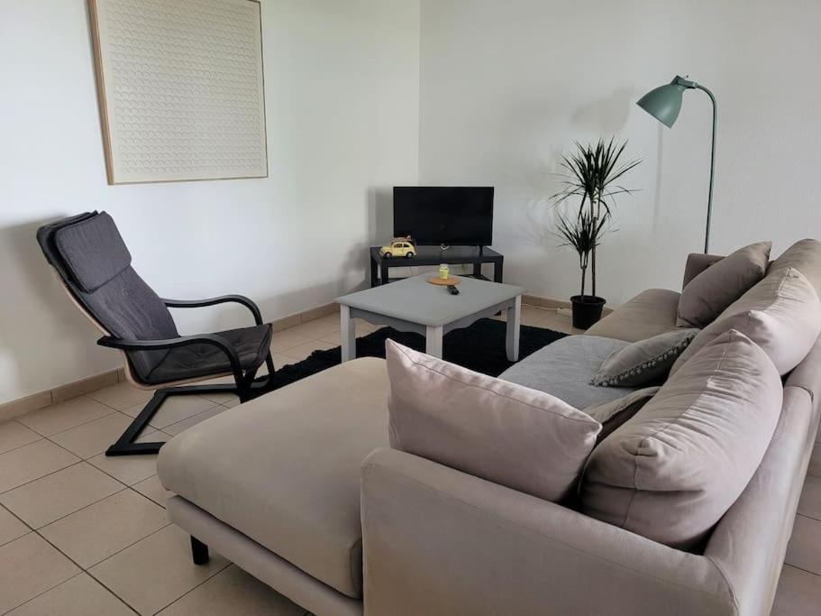 T3 Proche Bus Et Tram Apartment *