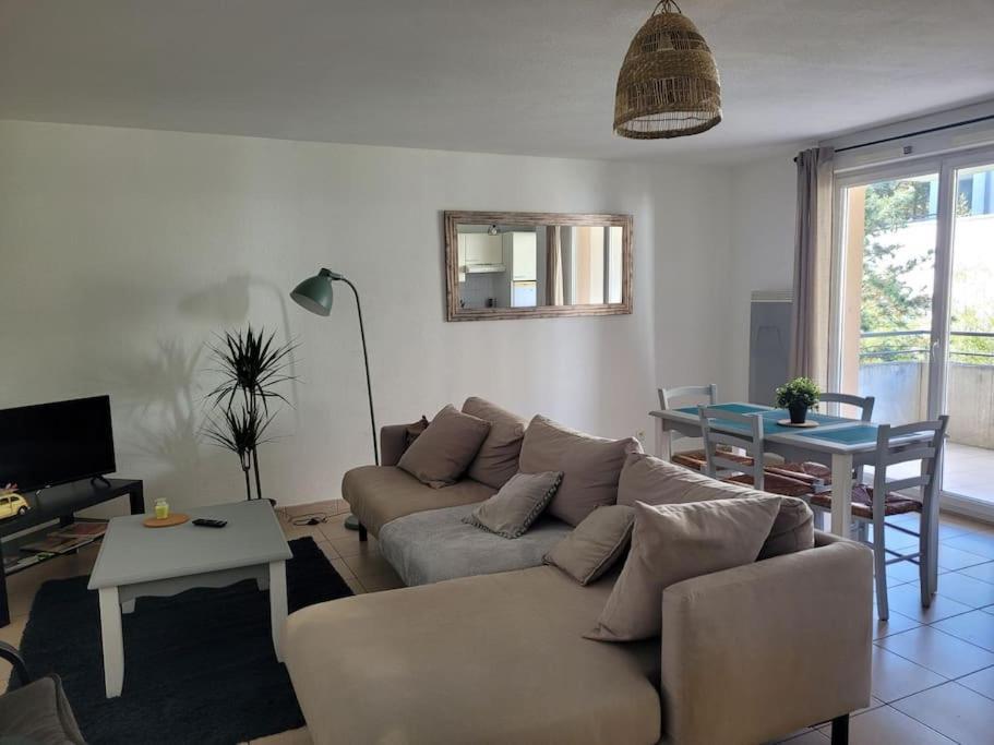Apartment T3 Proche Bus Et Tram